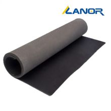 Ева з текстилем